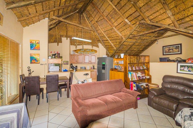 6 Bedroom Property for Sale in Eldoraigne Gauteng