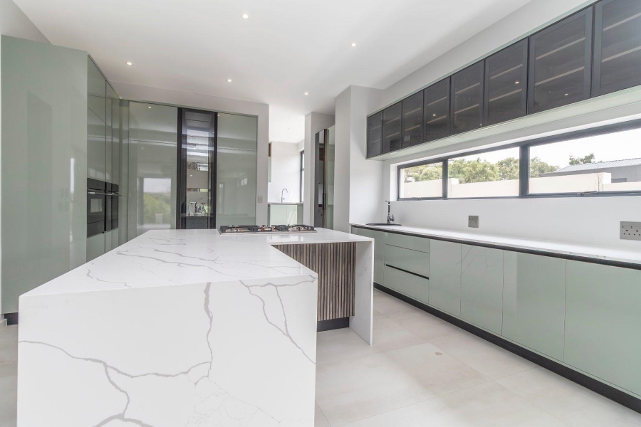 To Let 5 Bedroom Property for Rent in Waterfall Country Estate Gauteng