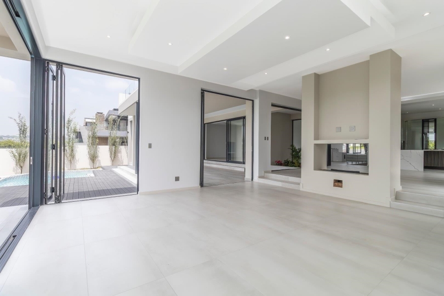 To Let 5 Bedroom Property for Rent in Waterfall Country Estate Gauteng