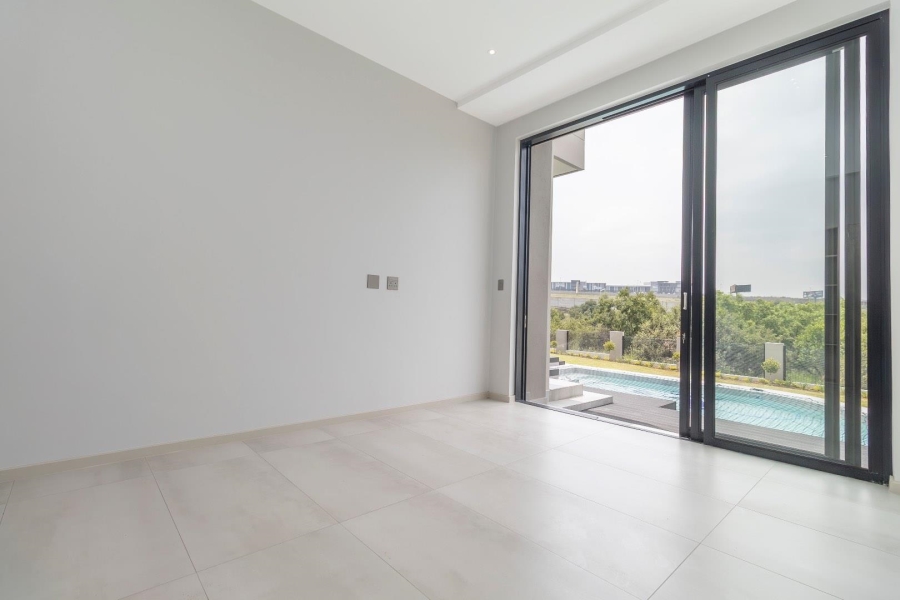 To Let 5 Bedroom Property for Rent in Waterfall Country Estate Gauteng