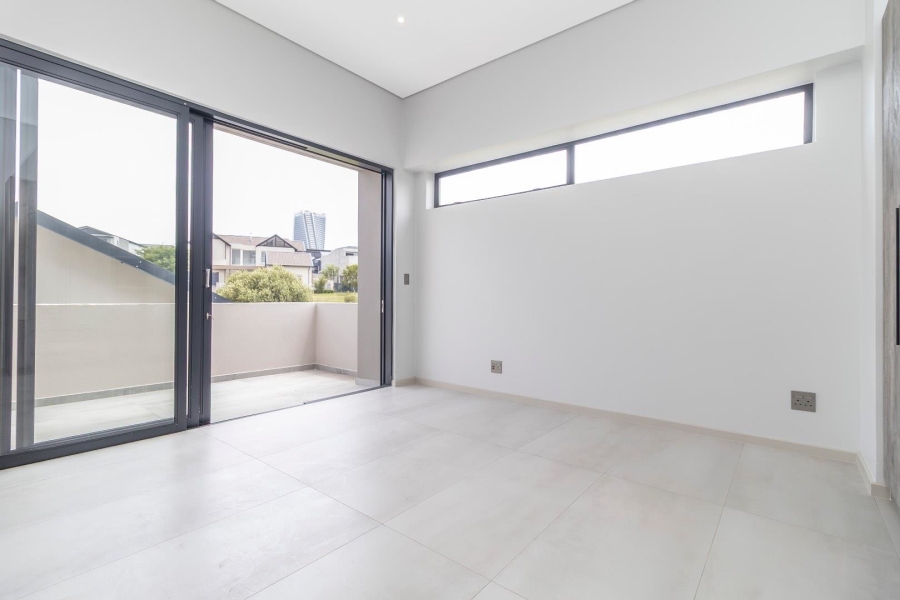 To Let 5 Bedroom Property for Rent in Waterfall Country Estate Gauteng