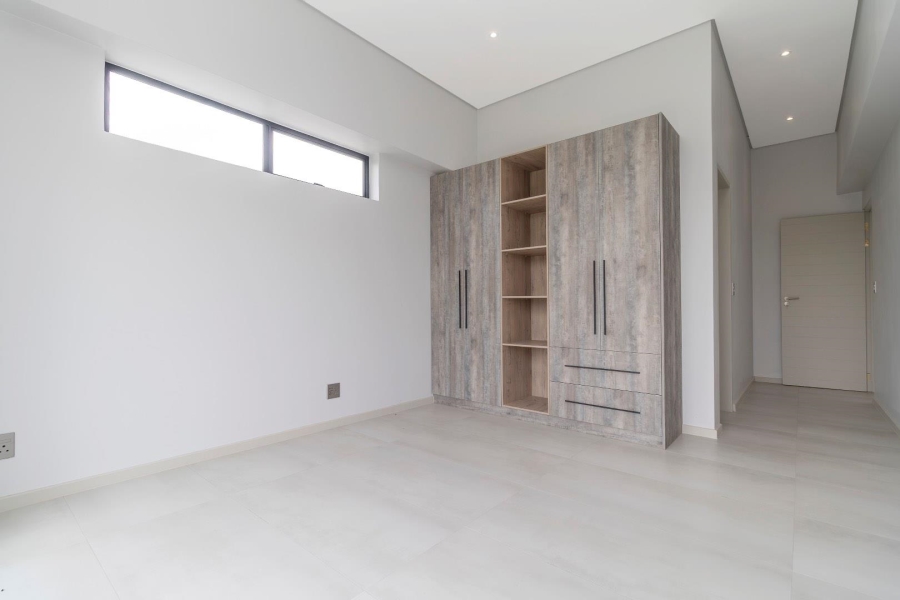 To Let 5 Bedroom Property for Rent in Waterfall Country Estate Gauteng