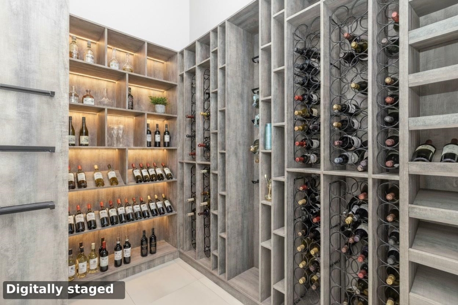 5 Bedroom Property for Sale in Waterfall Country Estate Gauteng