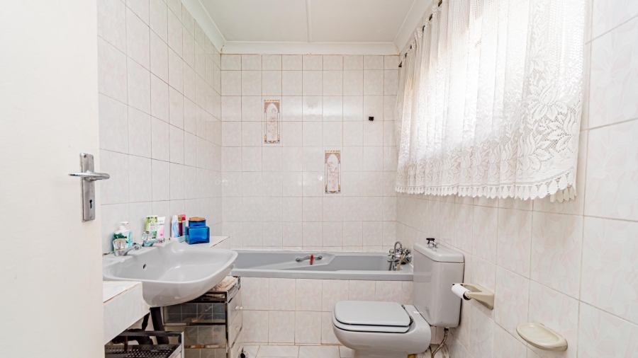 3 Bedroom Property for Sale in Edenvale Gauteng