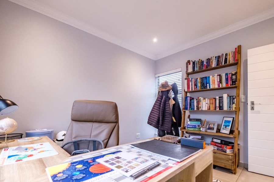 3 Bedroom Property for Sale in Sunward Park Gauteng