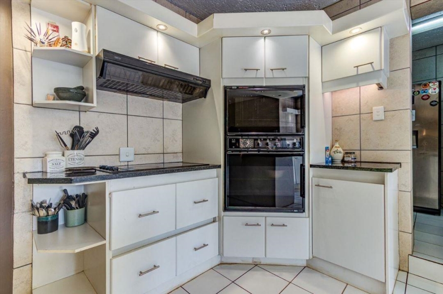 3 Bedroom Property for Sale in Sunward Park Gauteng