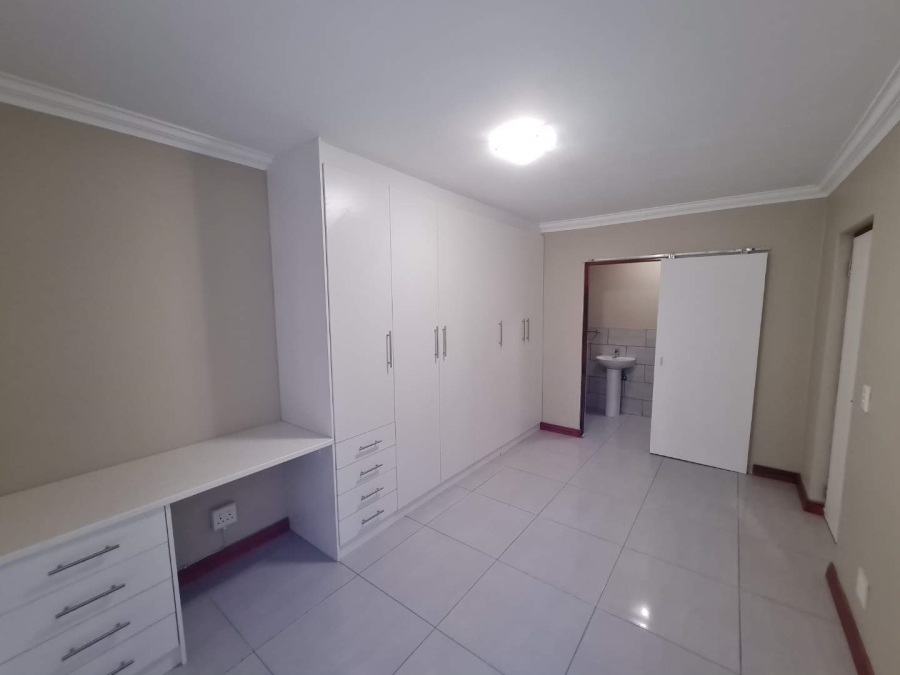 2 Bedroom Property for Sale in Ferndale Gauteng