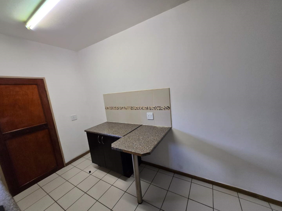 To Let 1 Bedroom Property for Rent in Richmond Gauteng
