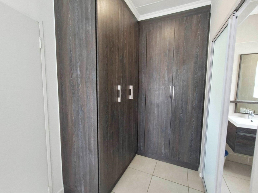 1 Bedroom Property for Sale in Bryanston Gauteng