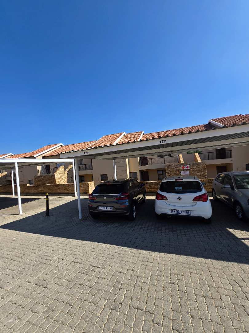 2 Bedroom Property for Sale in Noordhang Gauteng