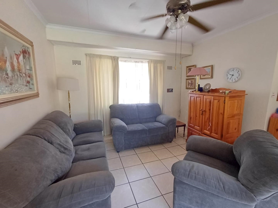 3 Bedroom Property for Sale in Bromhof Gauteng