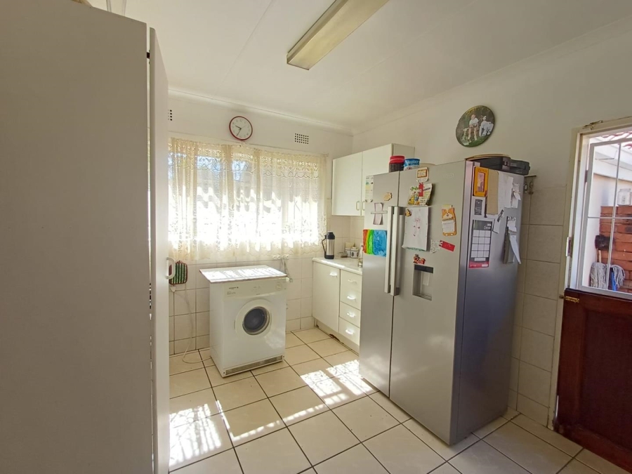 3 Bedroom Property for Sale in Bromhof Gauteng
