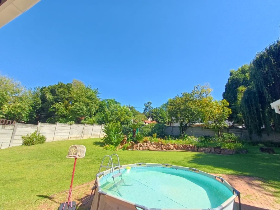 3 Bedroom Property for Sale in Bromhof Gauteng