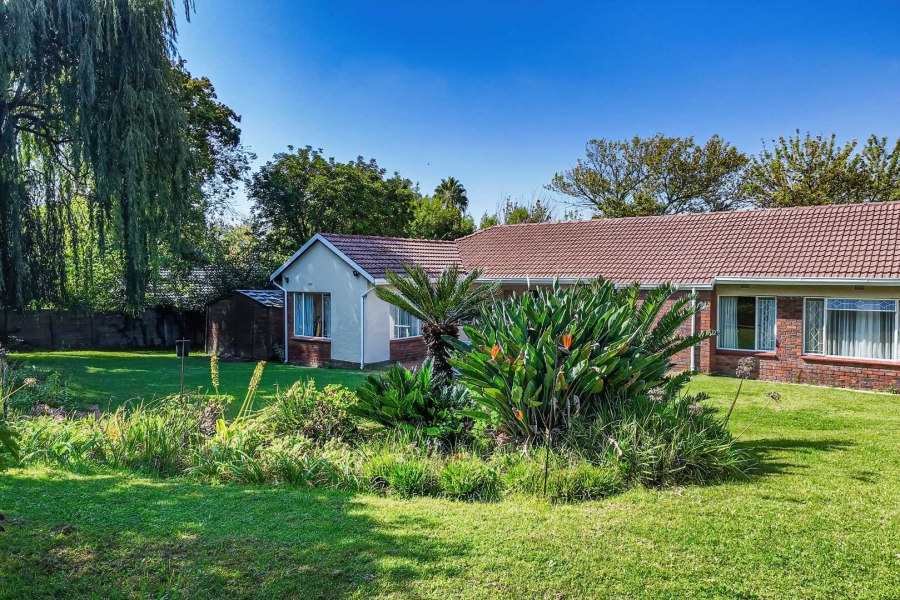 3 Bedroom Property for Sale in Bromhof Gauteng