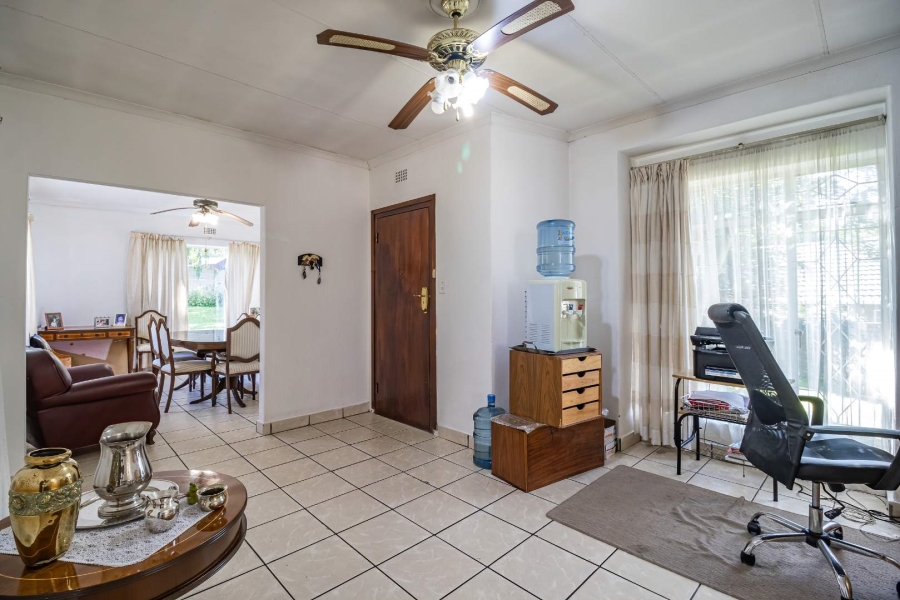 3 Bedroom Property for Sale in Bromhof Gauteng