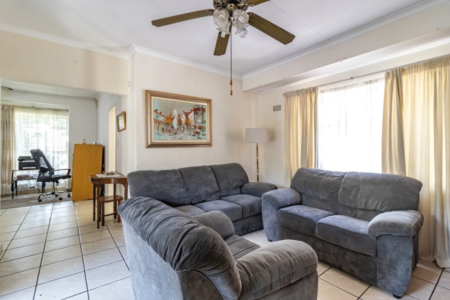 3 Bedroom Property for Sale in Bromhof Gauteng