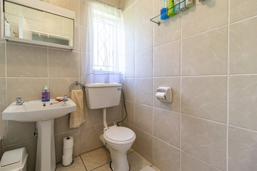 3 Bedroom Property for Sale in Bromhof Gauteng