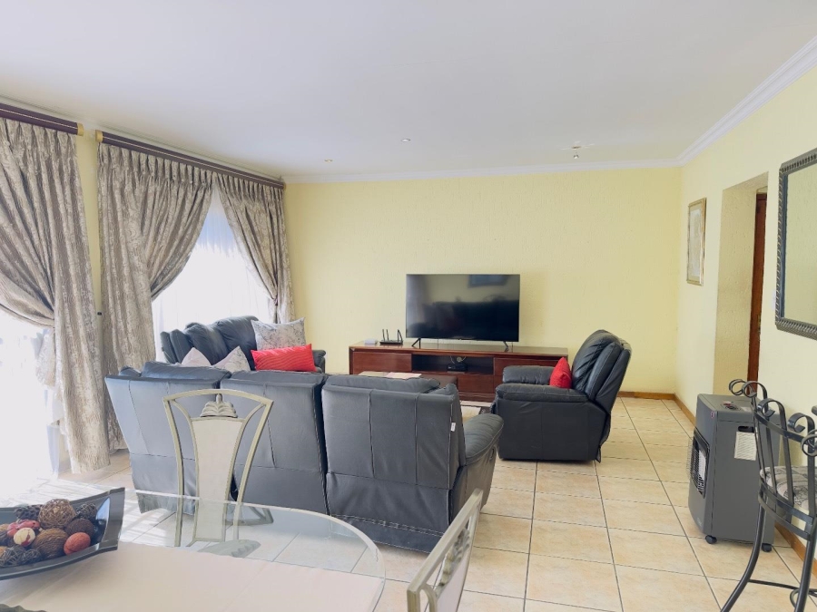 3 Bedroom Property for Sale in Midrand Gauteng