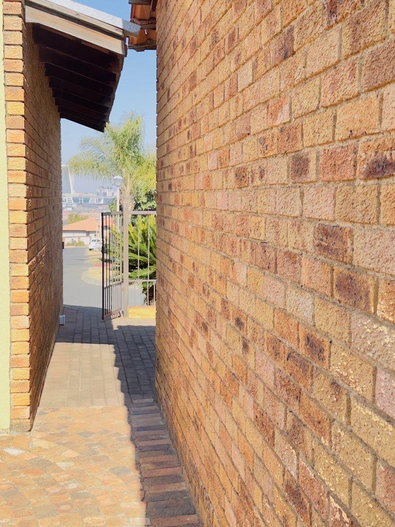 3 Bedroom Property for Sale in Midrand Gauteng