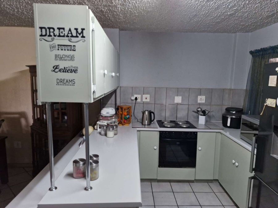 2 Bedroom Property for Sale in Silverton Gauteng