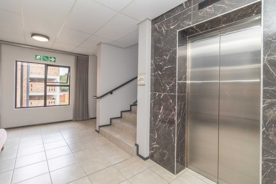 1 Bedroom Property for Sale in Randburg Gauteng