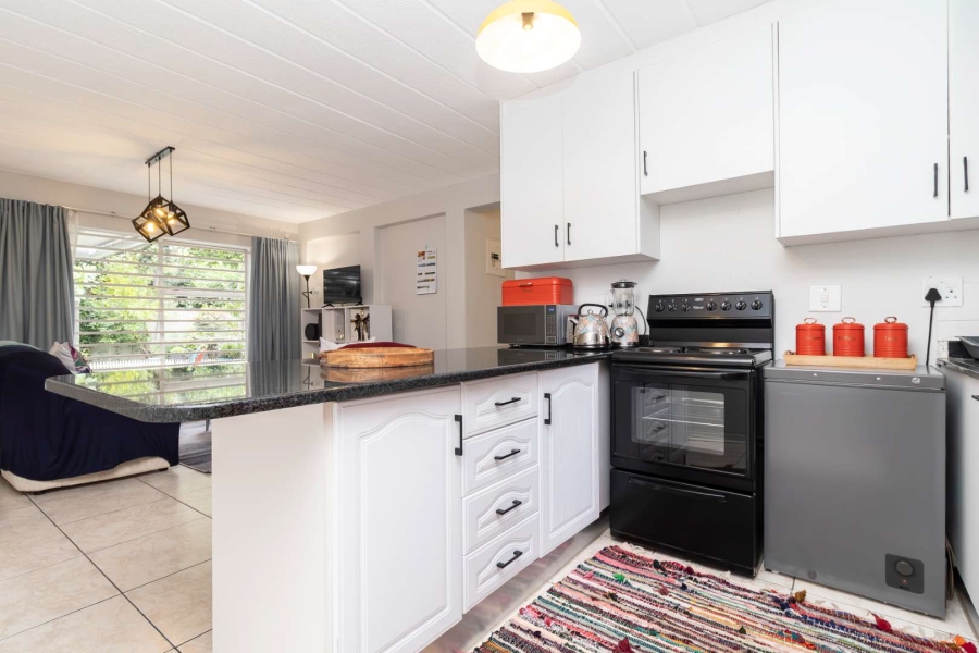 2 Bedroom Property for Sale in Bryanston Gauteng