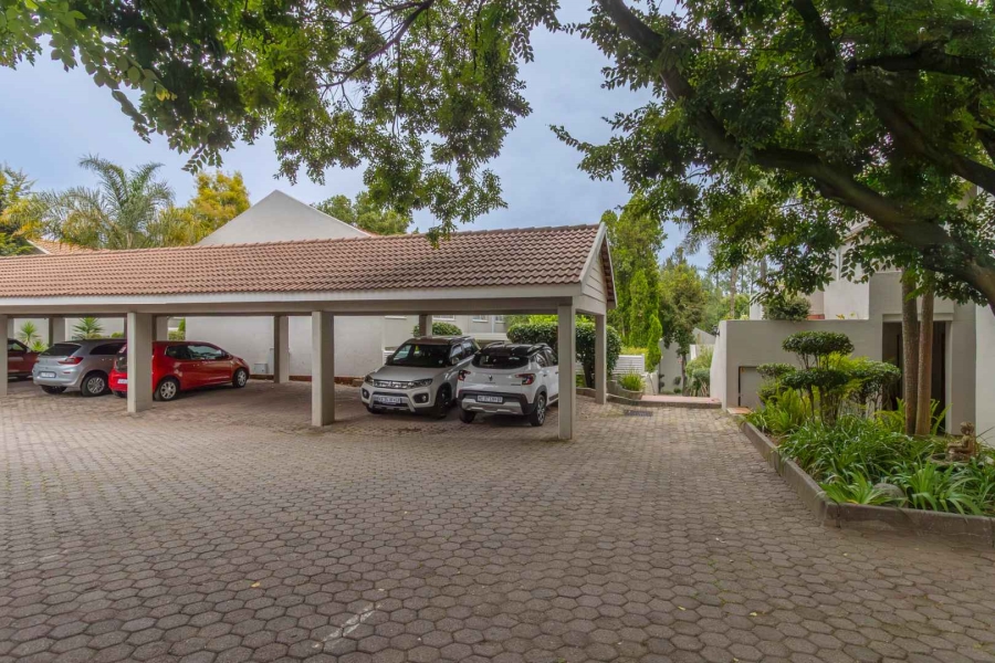 2 Bedroom Property for Sale in Bryanston Gauteng