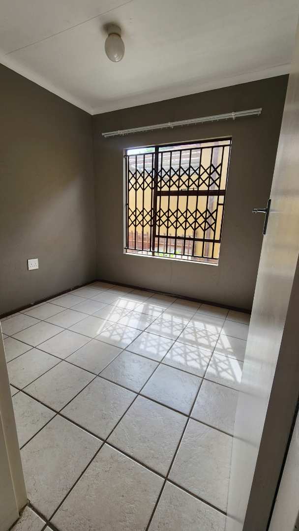 To Let 3 Bedroom Property for Rent in Heatherview Gauteng