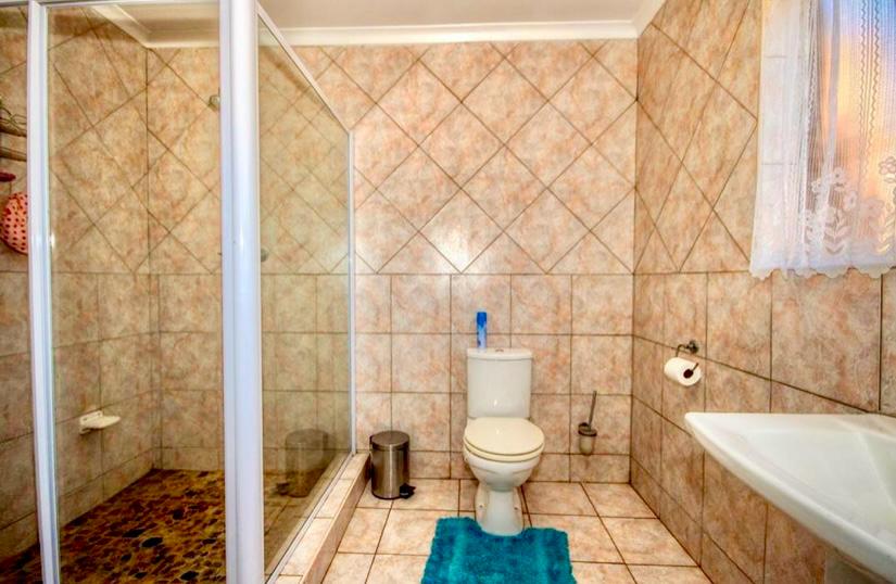 3 Bedroom Property for Sale in Brackenhurst Gauteng