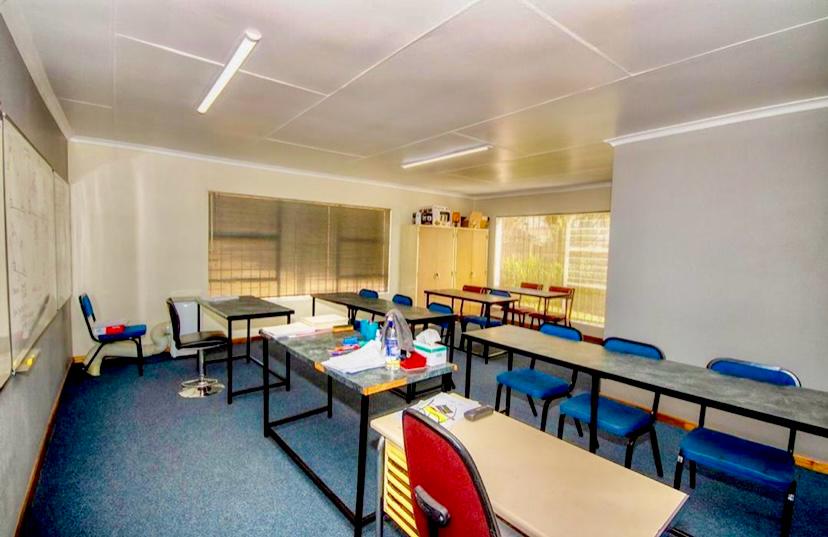 3 Bedroom Property for Sale in Brackenhurst Gauteng