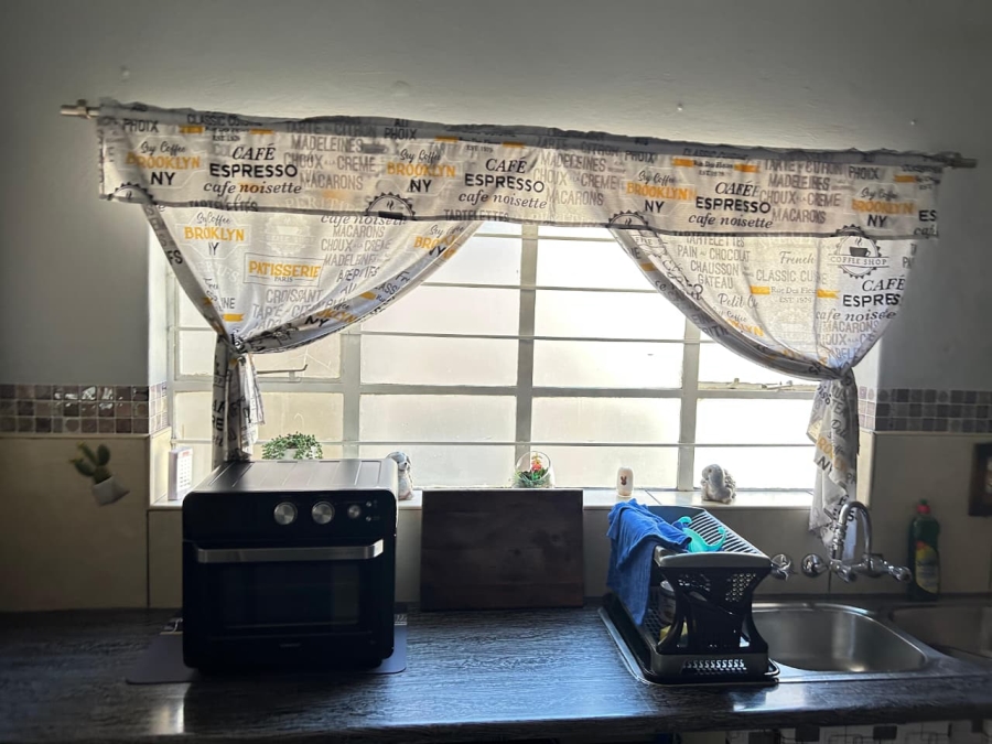 2 Bedroom Property for Sale in South Crest Gauteng