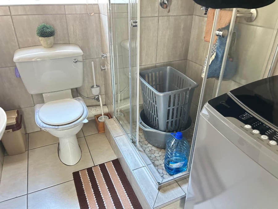 2 Bedroom Property for Sale in South Crest Gauteng