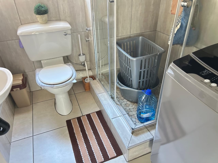 2 Bedroom Property for Sale in South Crest Gauteng