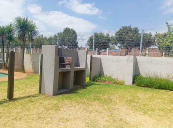 3 Bedroom Property for Sale in Dowerglen Gauteng