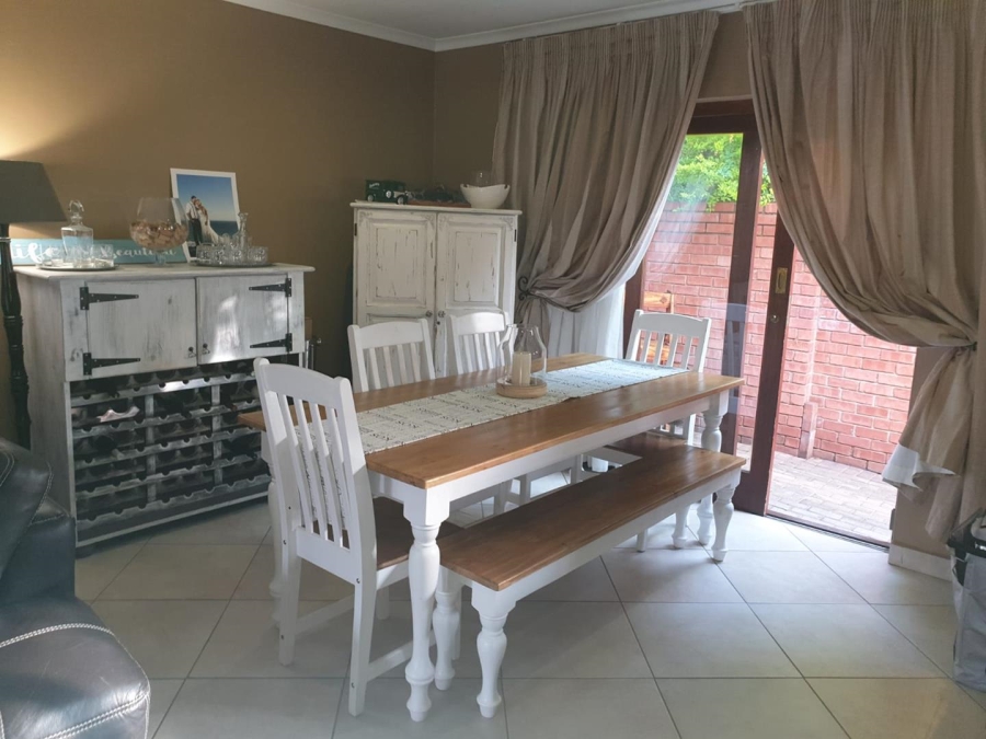 To Let 2 Bedroom Property for Rent in Boardwalk Gauteng