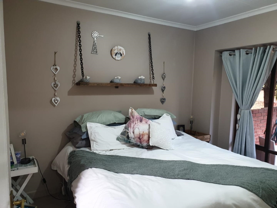 To Let 2 Bedroom Property for Rent in Boardwalk Gauteng