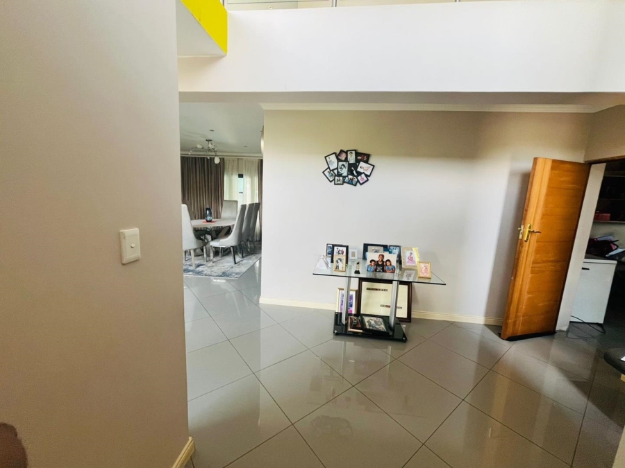 6 Bedroom Property for Sale in Savannah Country Estate Gauteng