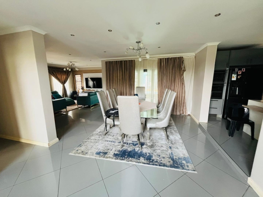 6 Bedroom Property for Sale in Savannah Country Estate Gauteng