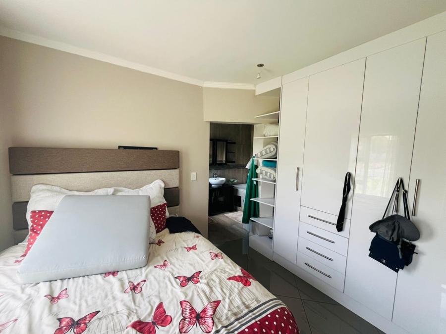 6 Bedroom Property for Sale in Savannah Country Estate Gauteng