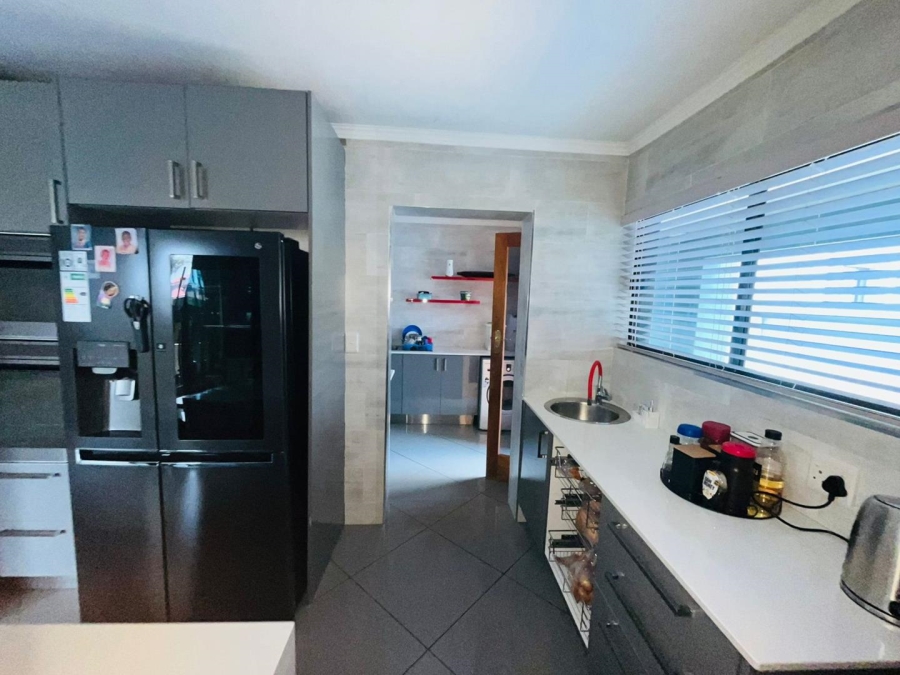 6 Bedroom Property for Sale in Savannah Country Estate Gauteng