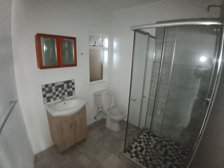 1 Bedroom Property for Sale in Queenswood Gauteng