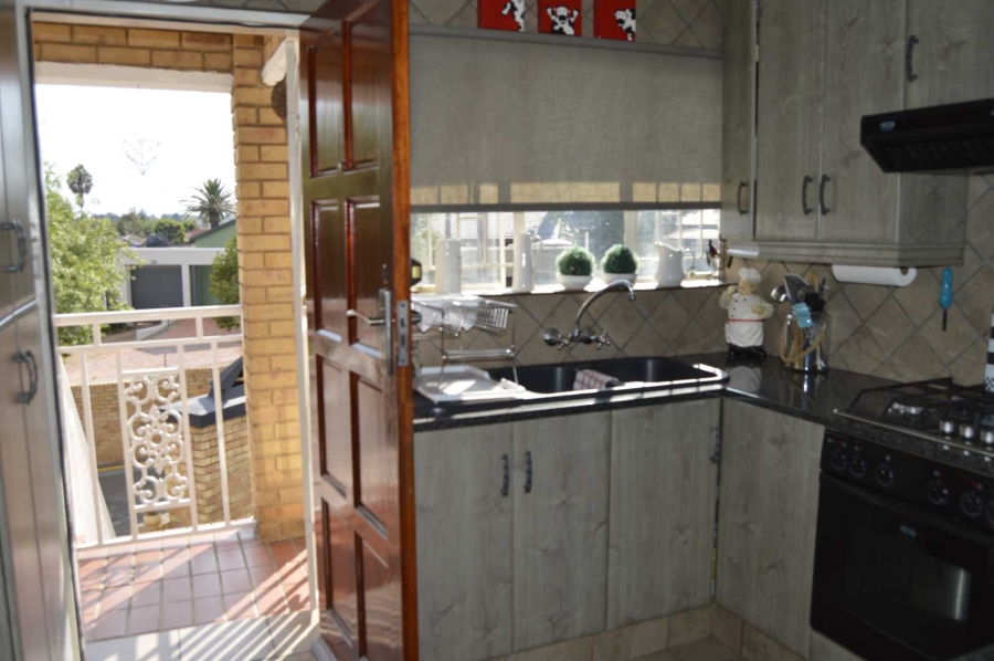 3 Bedroom Property for Sale in Birchleigh Gauteng