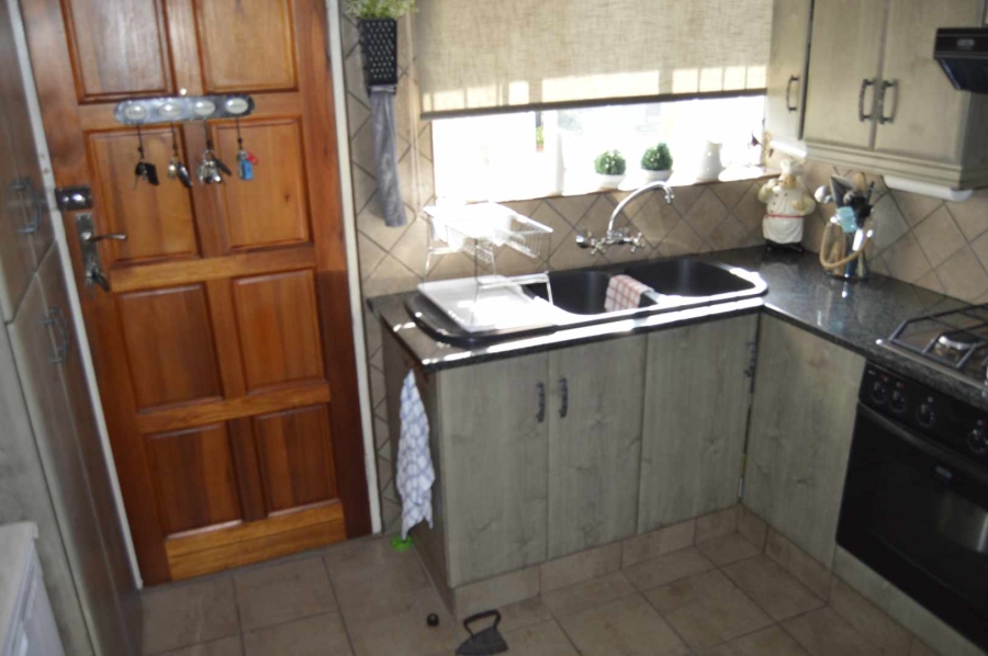3 Bedroom Property for Sale in Birchleigh Gauteng