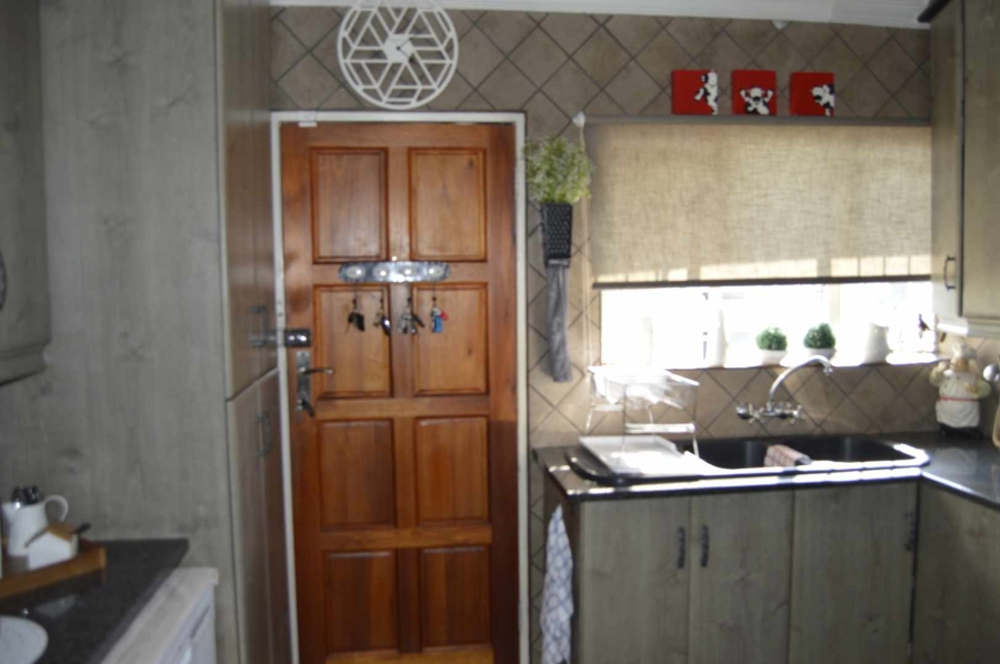 3 Bedroom Property for Sale in Birchleigh Gauteng