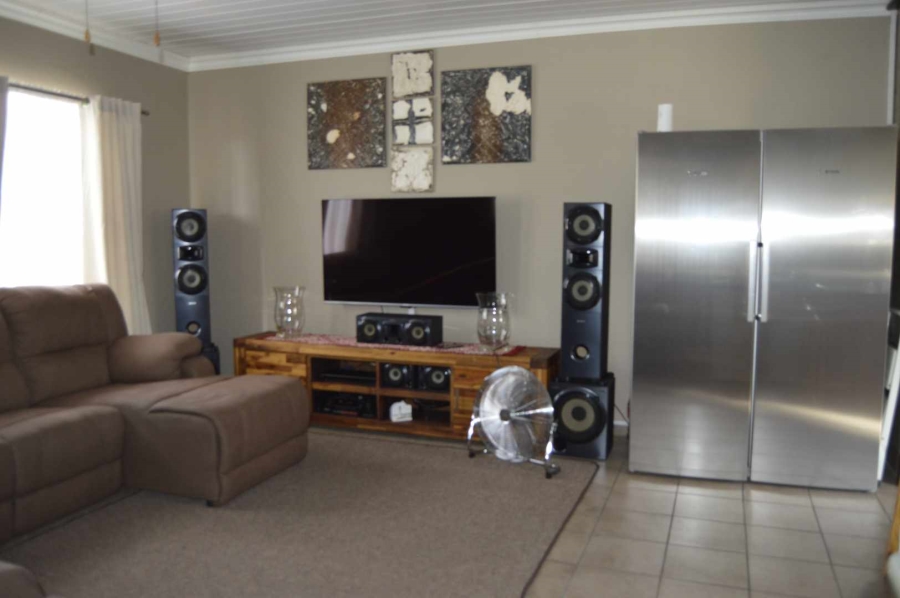 3 Bedroom Property for Sale in Birchleigh Gauteng