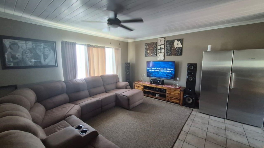3 Bedroom Property for Sale in Birchleigh Gauteng