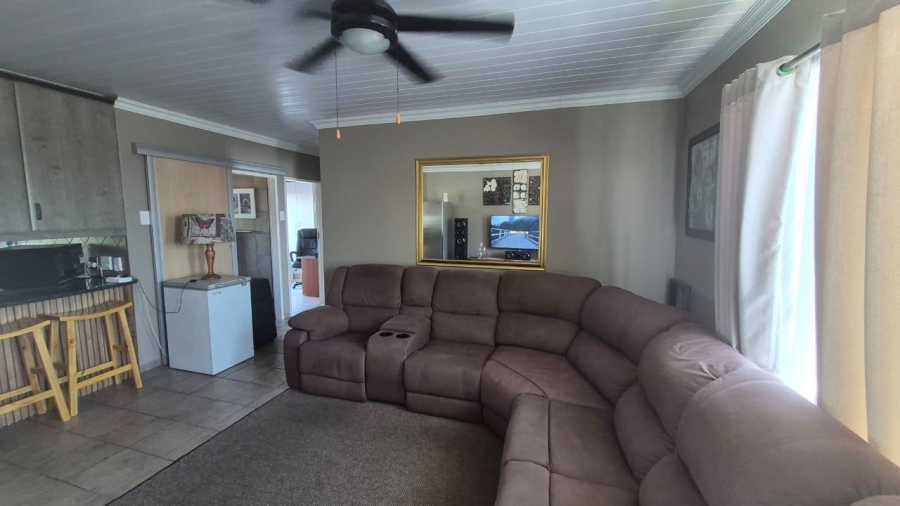 3 Bedroom Property for Sale in Birchleigh Gauteng
