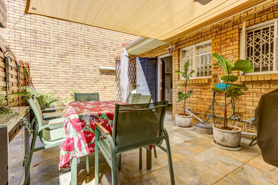 3 Bedroom Property for Sale in Edleen Gauteng