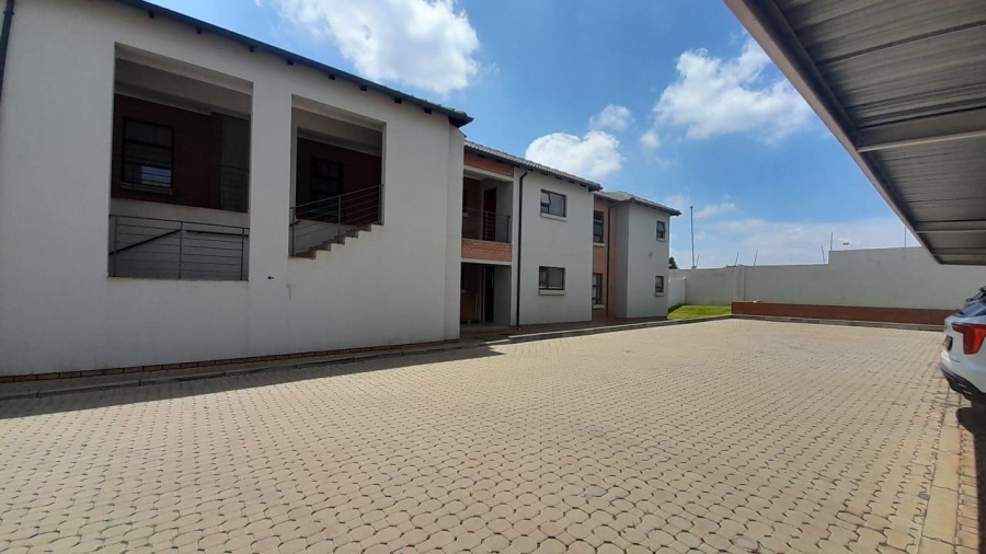 3 Bedroom Property for Sale in Pomona Ext 3 Gauteng