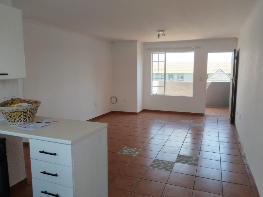 2 Bedroom Property for Sale in Glen Marais Gauteng